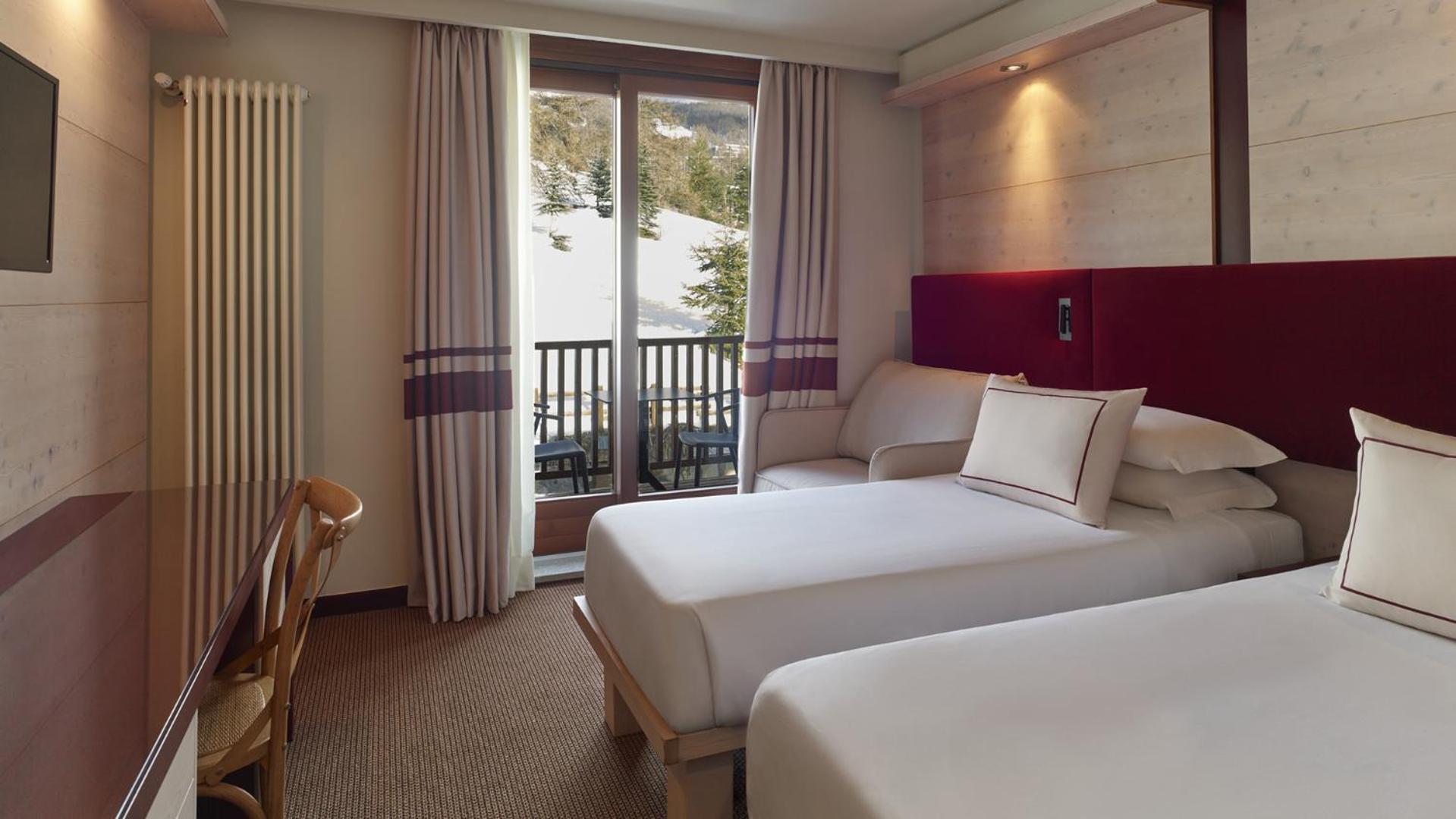 Hotel Sansicario Majestic Cesana Torinese Zimmer foto